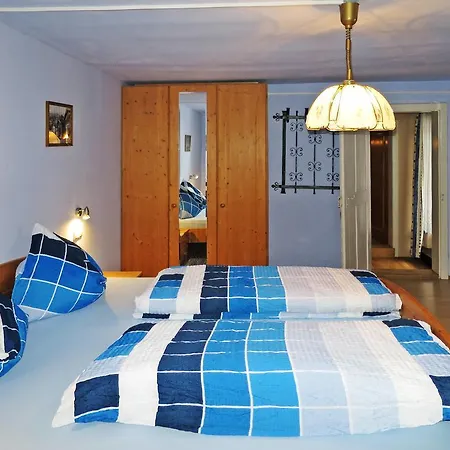 Haus Schwarzenegg 200w Wagrain
