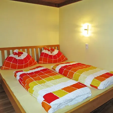 Haus Schwarzenegg 200w Wagrain